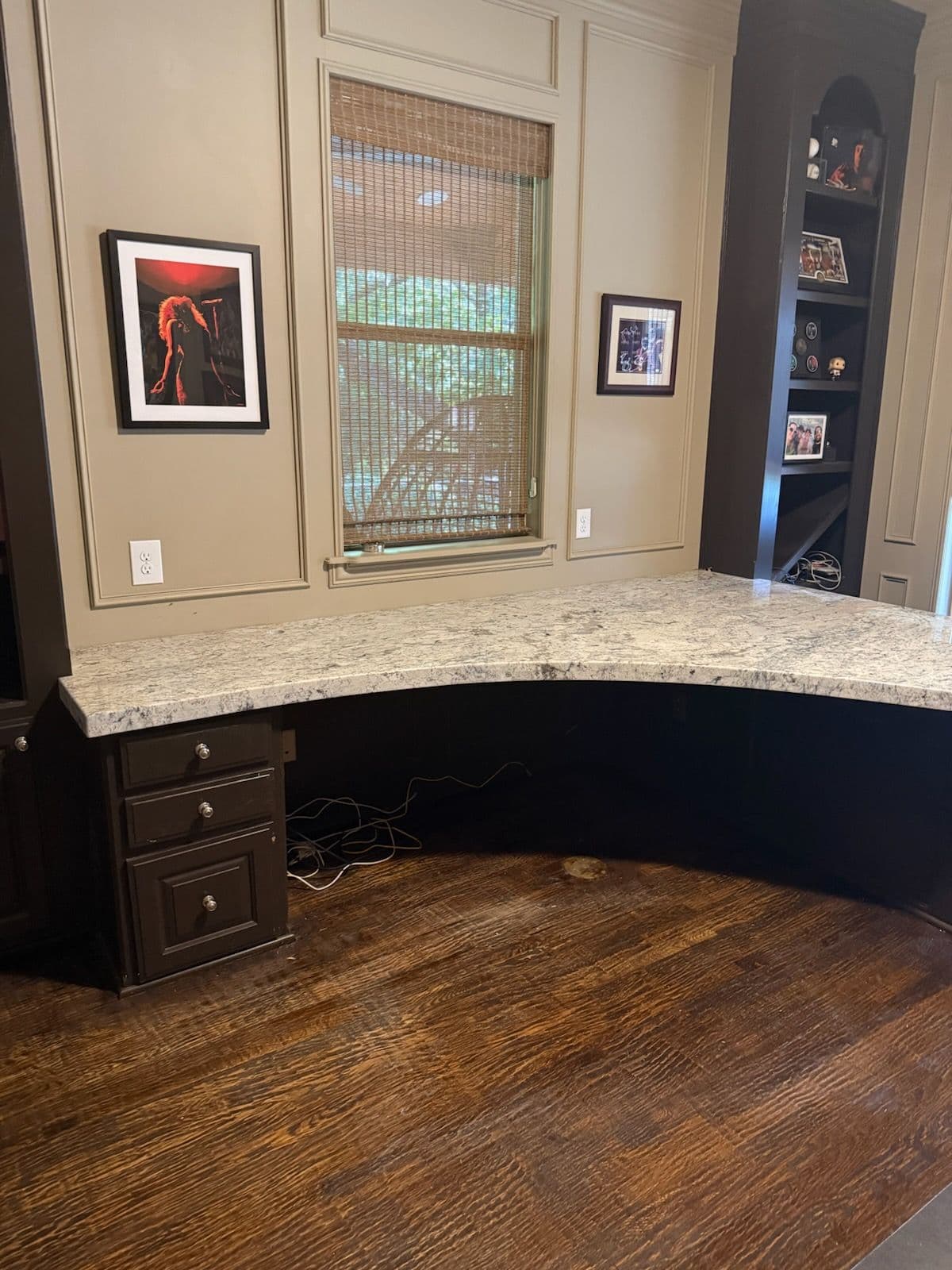 Sleek Granite Desk Enhances Home Office Style image